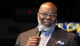 T.D. Jakes At Transformation 2015