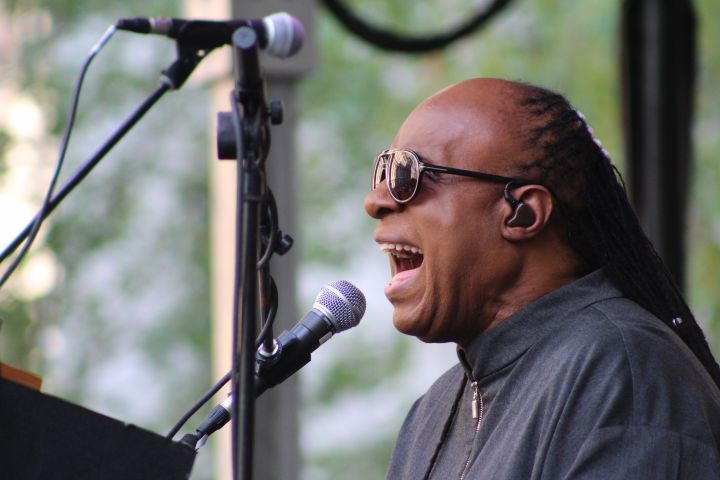 Stevie Wonder Pop Up Concert In Philadelphia {Exclusive Photos}