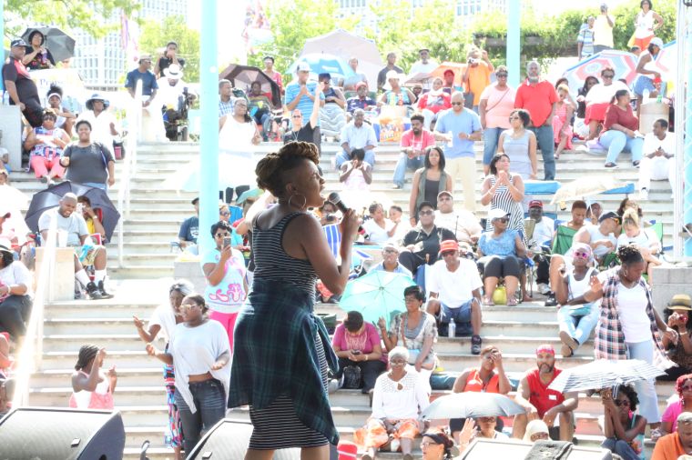 The Best Images From Praise 103.9’s Praise In The Park 2016