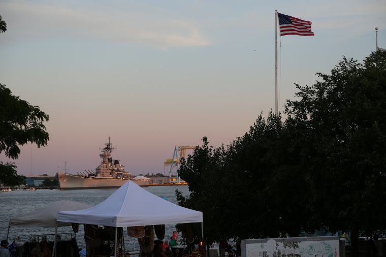 Sites, Sounds, and Fun In The Sun At Praise 103.9's Praise In the Park (Crowd Shots)