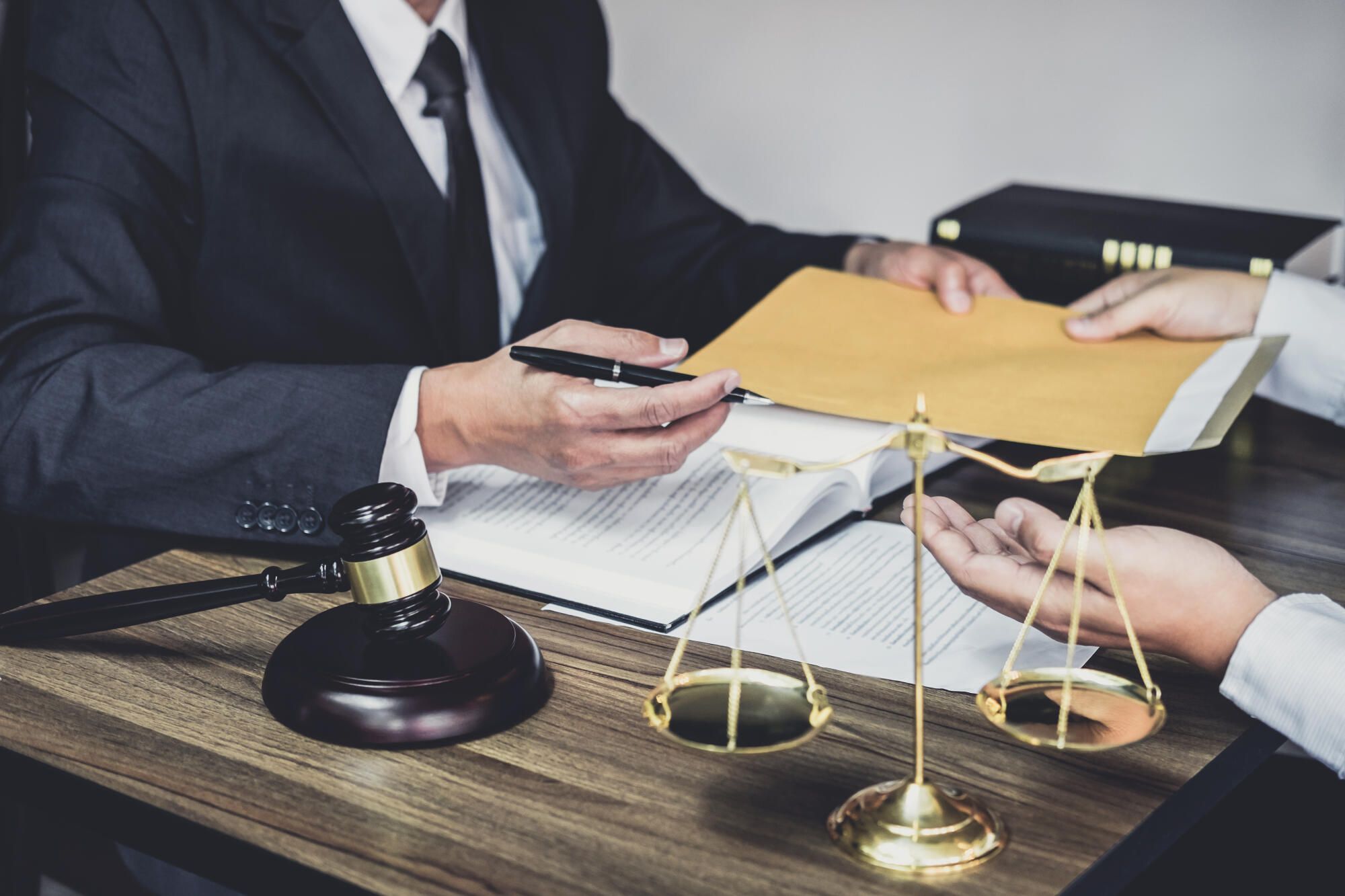 What lawyers need to know before serving a subpoena across state lines